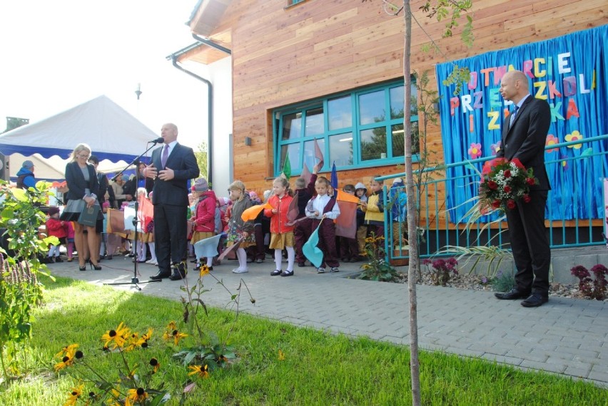 Otwarcie przedszkola i żłobka w Chmielnie