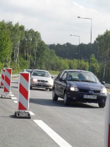 Ulica Prosta w Rybniku: Nowy ślad drogi przejezdne, ale ruch jest nieco utrudniony