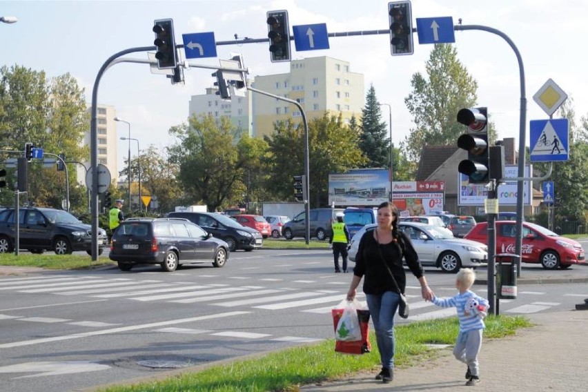 Sygnalizacja świetlna co 100 metrów poprawi bezpieczeństwo...