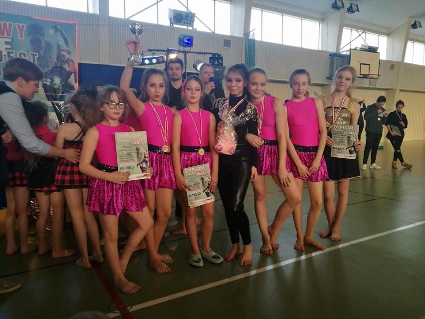 Tancerki ze Szkoły Podstawowej nr 8 z powodzeniem wystąpiły w IV edycji Ogólnopolskiego Turnieju Tańca Nowoczesnego „Żuławy Dance Project”