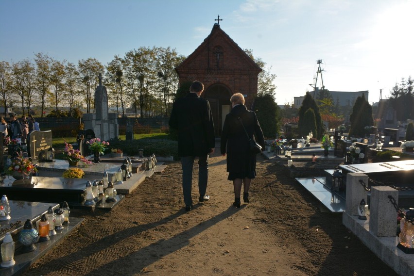 Gmina Krzywiń. 1 listopada - pamięć o tych, którzy odeszli