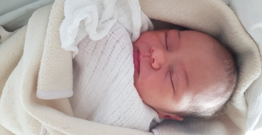 Izabella, córka Julii i Dawida, urodzona 22 września 2019,...