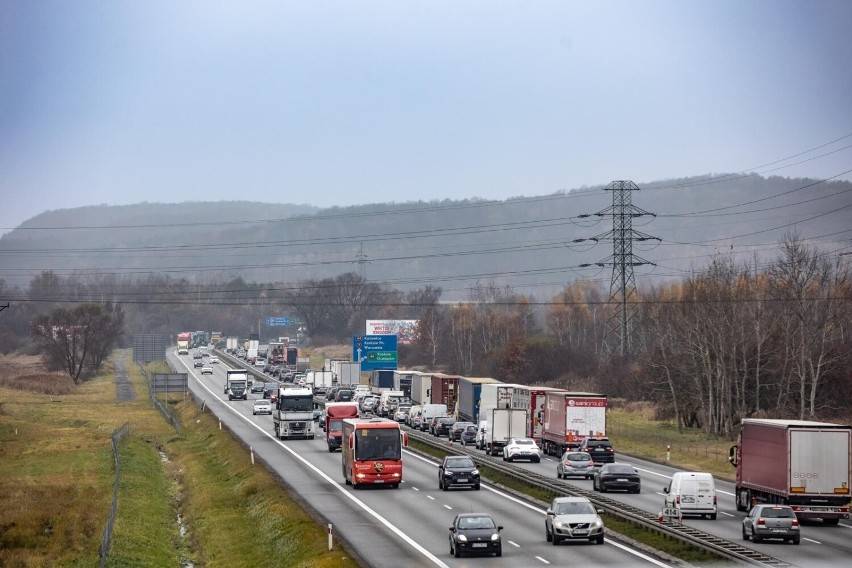 Kraków. Na autostradzie A4 powstanie dodatkowy pas. Rozpoczyna się budowa