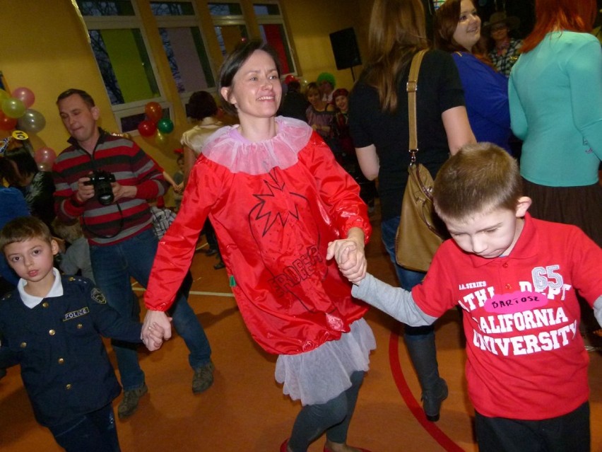 Bal na 10 lat Darów Losu w Sieradzu. To kolejny element...