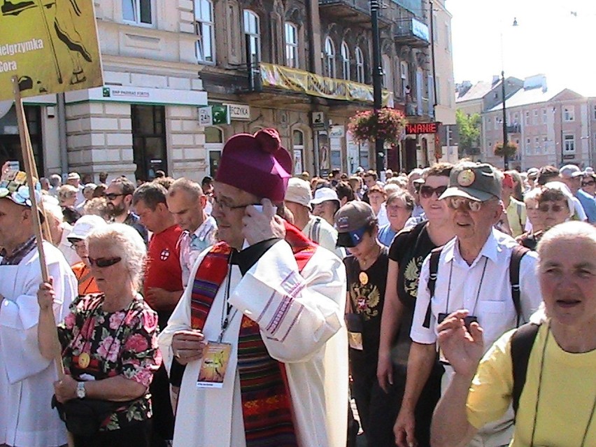 Pielgrzymi wyruszyli do Częstochowy