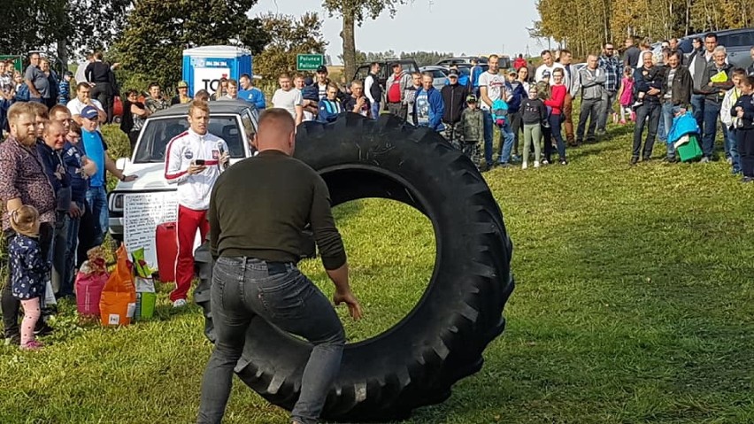 Dzień Kukurydzy w gminie Puńsk. Pokazy i zawody siłaczy [Zdjęcia]