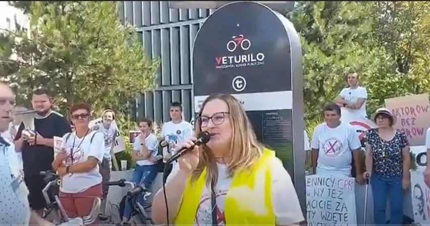 Tym razem  protestowali przeciw planom CPK przed Sejmem. Byli wśród nich mieszkańcy naszego regionu. Zobacz zdjęcia 