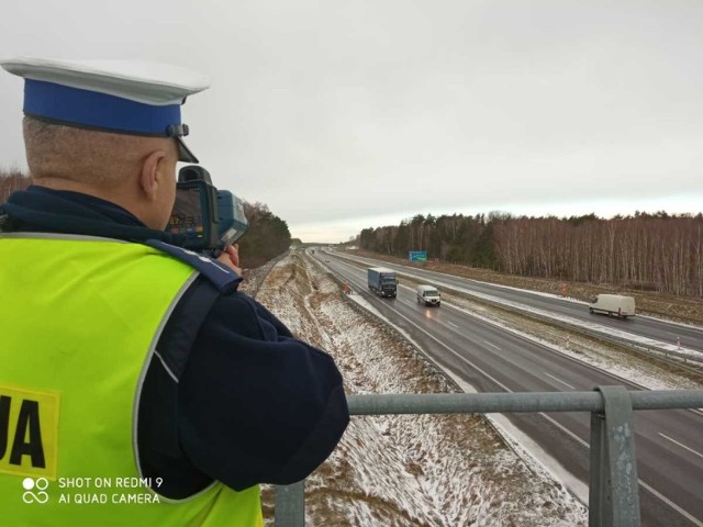 Podczas akcji "Boże Ciało 2022" policjanci skupią swoją  uwagę na kontroli prędkości pojazdów
