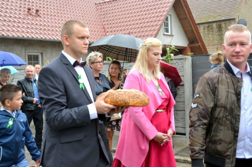 Dożynki 2019 gminy Zbąszynek odbyły się w Kręcku. Z powodu złej pogody zrezygnowano z turnieju wsi