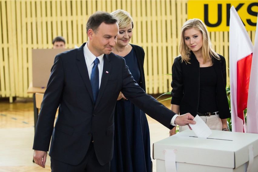 Andrzej Duda głosował z rodziną w Krakowie.