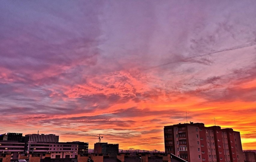 Kraków. Przepiękny zachód słońca nad Krakowem [ZDJĘCIA]