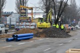 Na ulicy Zagnańskiej w Kielcach najpierw położyli asfalt, a teraz kopią pod.. wodociąg. Zniszczą nową nawierzchnię? 