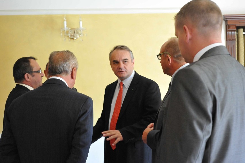 Premier Pawlak spotkał się z przedsiębiorcami