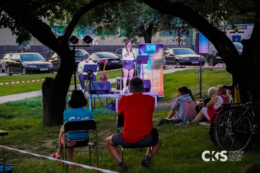 Koncert Pod Jabłonkami w Skierniewicach. Wystąpił Szum Butów...