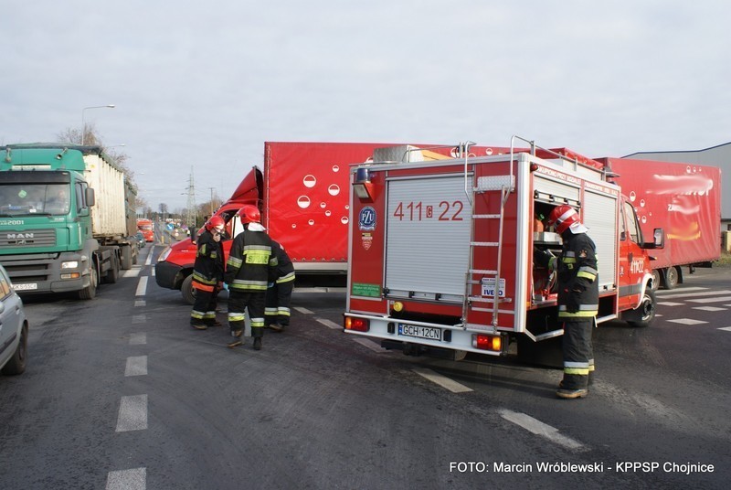 Kolizja w Chojnicach: Zderzyły się dwa samochody