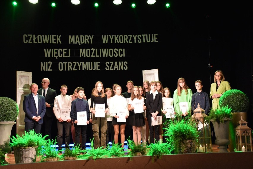 Pierwsze stypendia dla uczniów z gminy Jastrowie