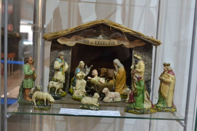 Wystawa szopek bożonarodzeniowych z różnych zakątków świata czeka na odwiedzających w Muzeum Miasta Mysłowice. 

Zobacz kolejne zdjęcia. Przesuń w prawo - wciśnij strzałkę lub przycisk NASTĘPNE
