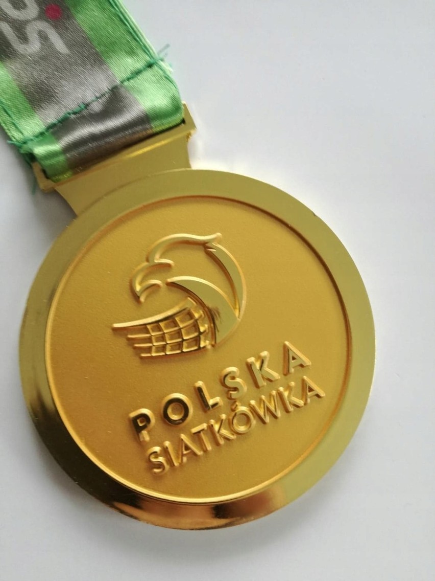 Złoty medal PGE Skry Bełchatów z sezonu 2017-2018.