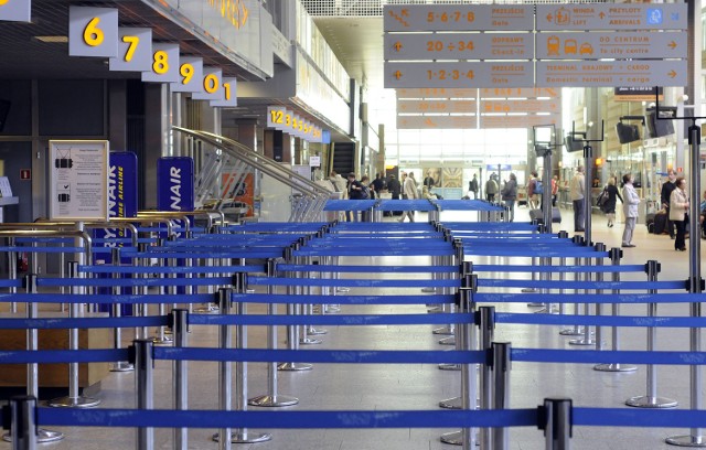 Czy lotnisko w Modlinie będzie wyglądać jak to w podkrakowskich Balicach?