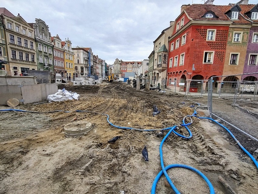 Remont na Starym Rynku w Poznaniu.