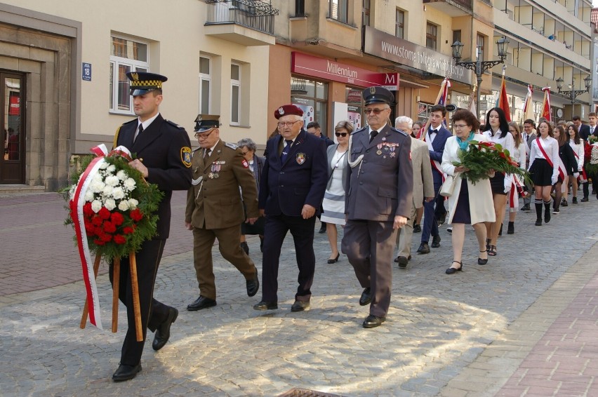 Dzisiaj Święto Pracy. Był pochód i uroczystości przy Pomniku Tysiąclecia Państwa Polskiego