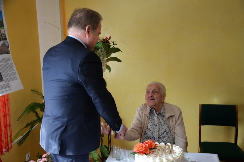 Pani Zofia Dąbek z Witeradowa obchodziła setne urodziny. Gratulacje!