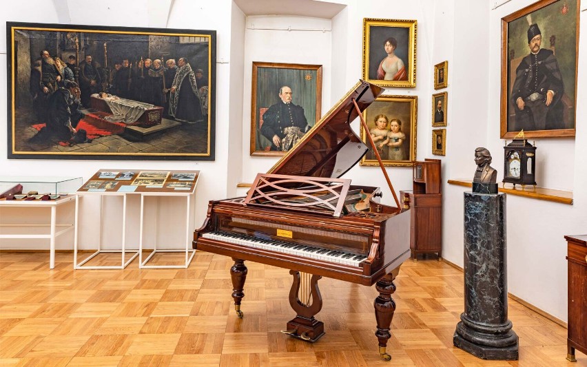 To będzie niezwykły koncert. W Muzeum Podkarpackim w Krośnie zabrzmi zabytkowy fortepian z czasów Chopina. Zagra Lidia Grychtołówna 