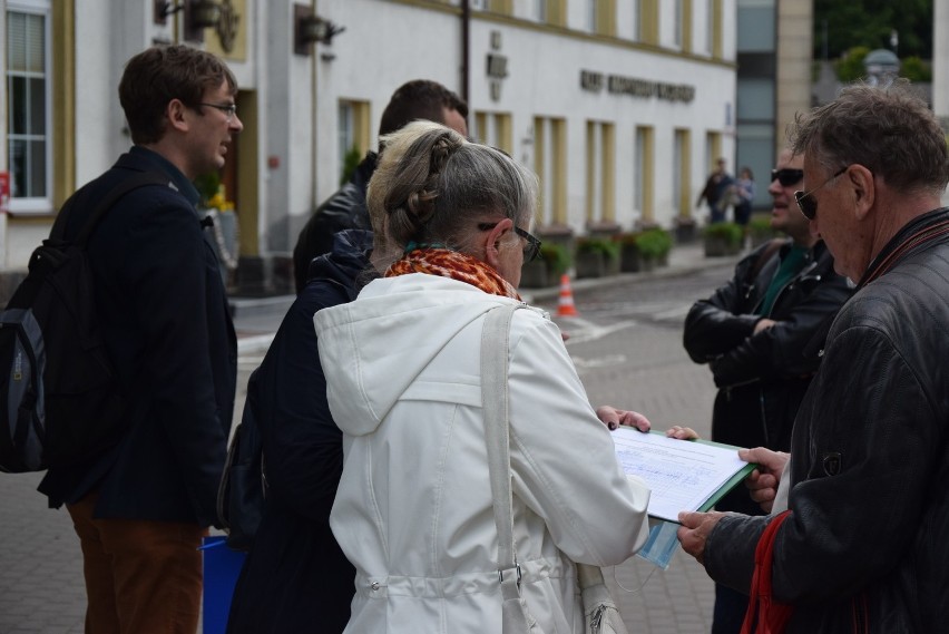 Wybory prezydenckie 2020. Koalicja Obywatelska zbierała podpisy dla Rafała Trzaskowskiego w Gdyni