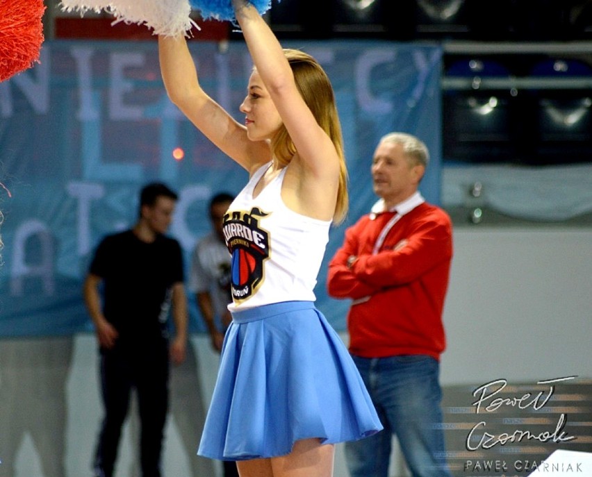 Cheerleaders Toruń podczas meczu Polski Cukier Toruń - Siarka Tarnobrzeg