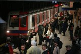 Wypadek na stacji metra Ratusz-Arsenał. Kobieta wpadła pod pociąg