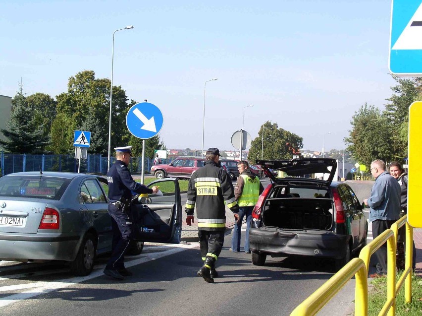 Chojnice. Jedna osoba ranna w wypadku przy ul. Młodzieżowej (ZDJĘCIA)