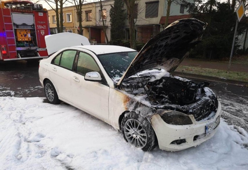 pożar auta Szamotuły