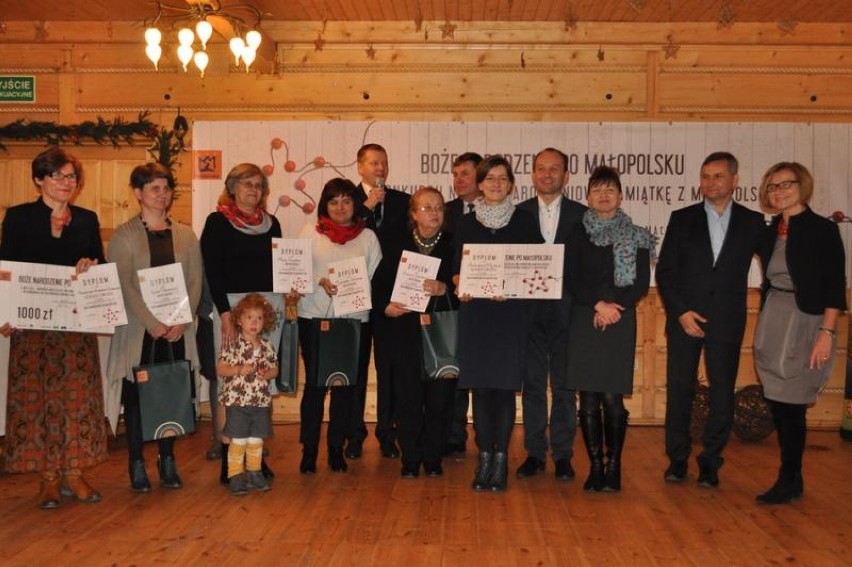 Bożonarodzeniowa pamiątka z Małopolski to "Haftowane pierniki". 