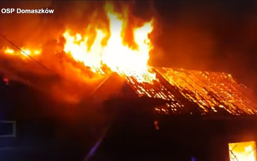 W nocy wybuchł wielki pożar na Dolnym Śląsku. Wiele osób bez dachu nad głową
