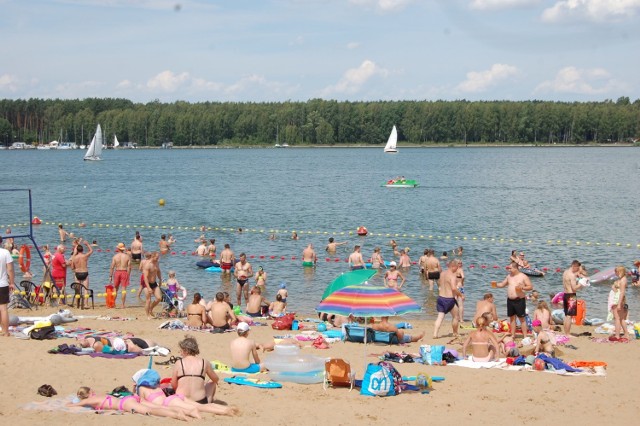 Czekając na realizację projektu  od trzech lat niewiele inwestowano w plażę w Pieczyskach. Czy to się zmieni?