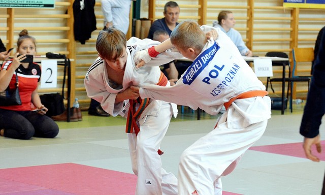 Tym razem Turniej Judo Dzieci o Puchar Burmistrza Miasta i Gminy Kaczory Brunona Wolskiego odbył się w Dziembowie