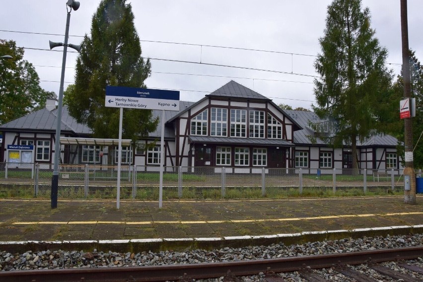 Stacja Wieluń-Dąbrowa