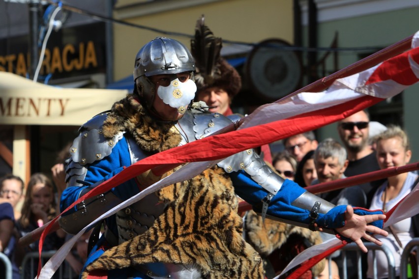 Husarze z całej Polski zaprezentują umiejętności. Pokazy...