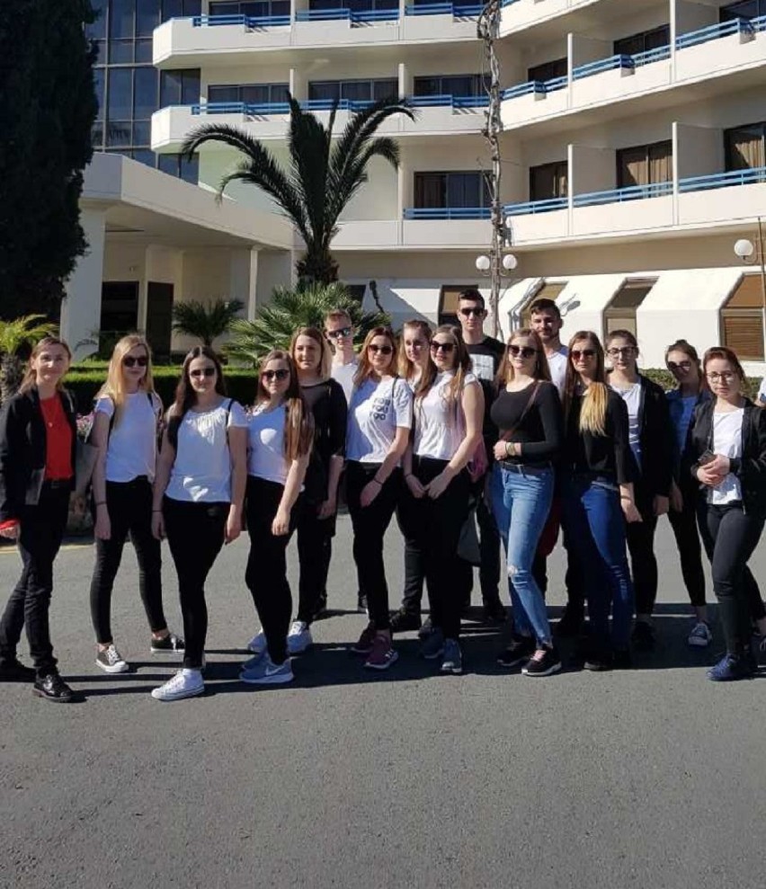 Staż hotelarski uczniów ZSOT na Cyprze 2019.