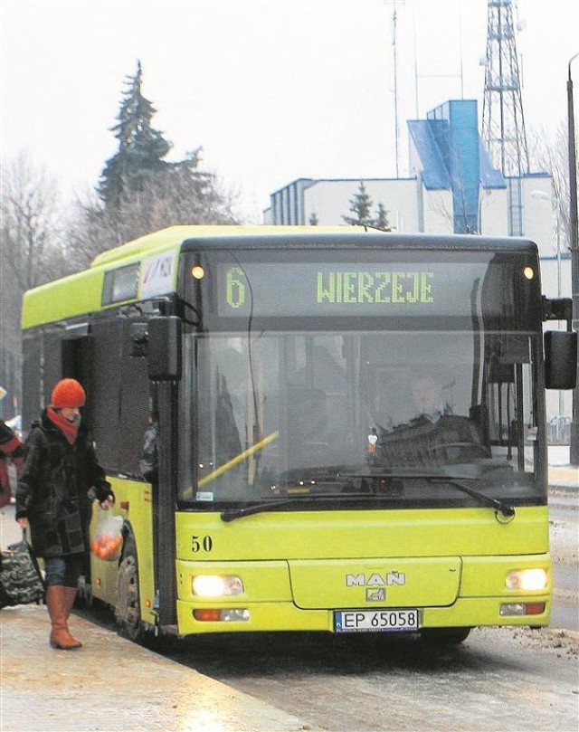 Autobusy MZK w Piotrkowie w okresie świąt aż do Nowego Roku i tuż po nim jeżdżą wg. zmienionych rozkładów