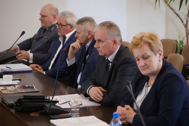 Radomsko: Budżetowe dyskusje na sesji w powiecie. Będzie nowa strona internetowa