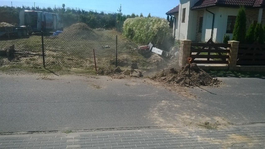 Uszkodzony gazociąg w Brdowie