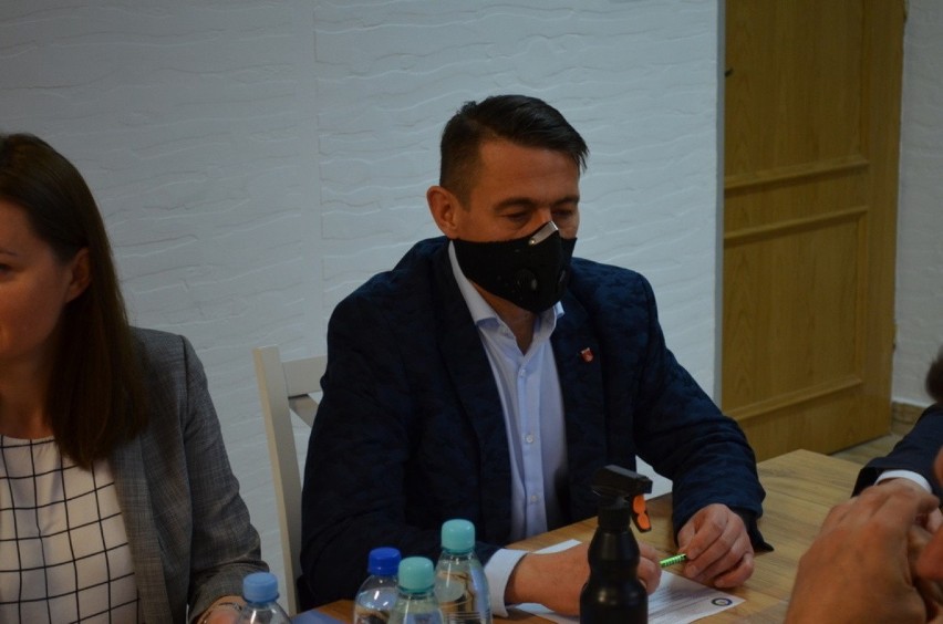 W Kraśniku odbyło się I posiedzenie powiatowej rady pożytku publicznego. Zmiany na stanowiskach