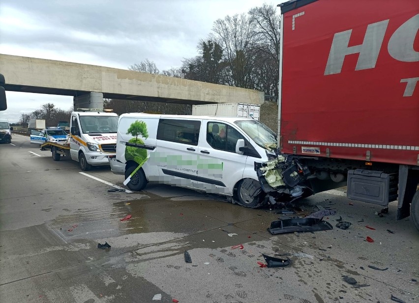 Wypadek na autostradzie A4 pod Wrocławiem, droga jest...