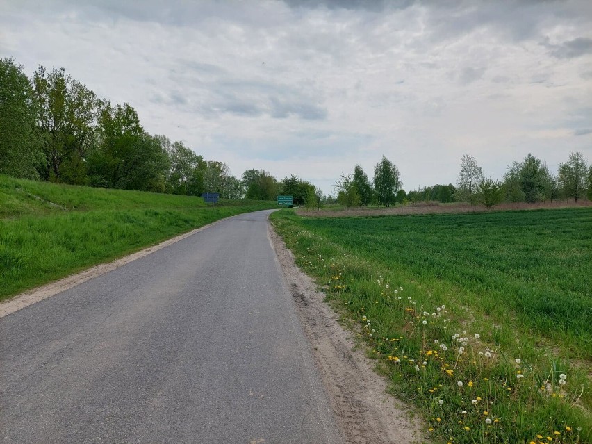 To najpiękniejsza trasa rowerowa w Warszawie. Istny raj dla rowerzystów. Prowadzi do pięknej plaży