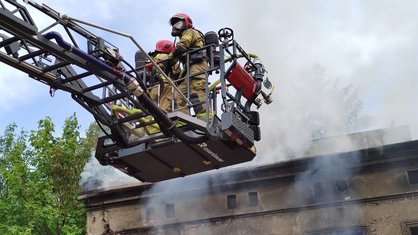 Drabina strażacka firmy Rosenbauer Polska