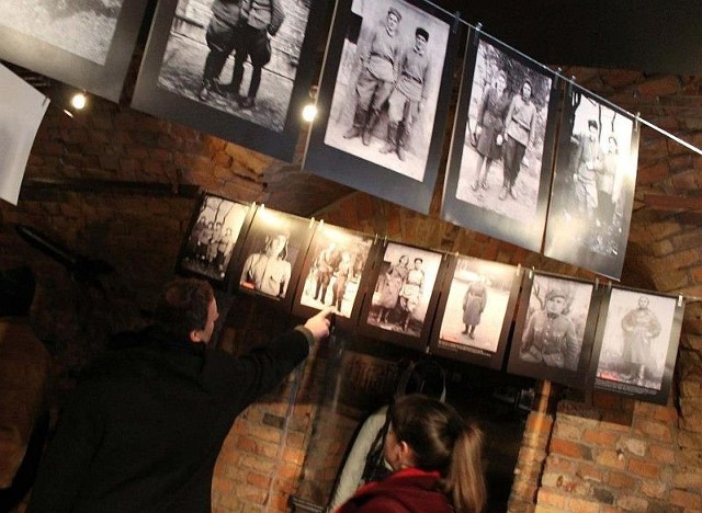 Unikatowe fotografie w Muzeum Uzbrojenia na Cytadeli