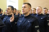 Nowi policjanci już po ślubowaniu. Są wśród nich funkcjonariusze z Piły i Czarnkowa [ZDJĘCIA]