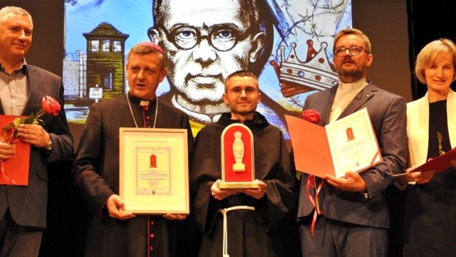 Po raz siódmy w Oświęcimskim Centrum Kultury odbyła się gala, podczas której wręczono "Nagrodę św. Maksymiliana Kolbego"