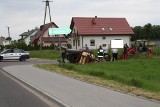 Wypadek w Wąpielsku. Traktorzysta trafił do szpitala [ZDJĘCIA]